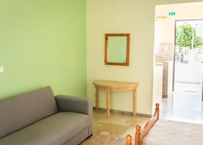 Aristotelis Apartments
